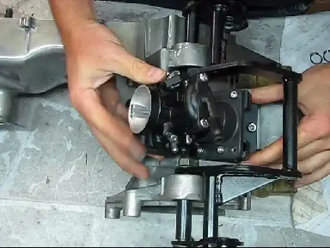 Guide - Montera subframe för förgasare Bild 7