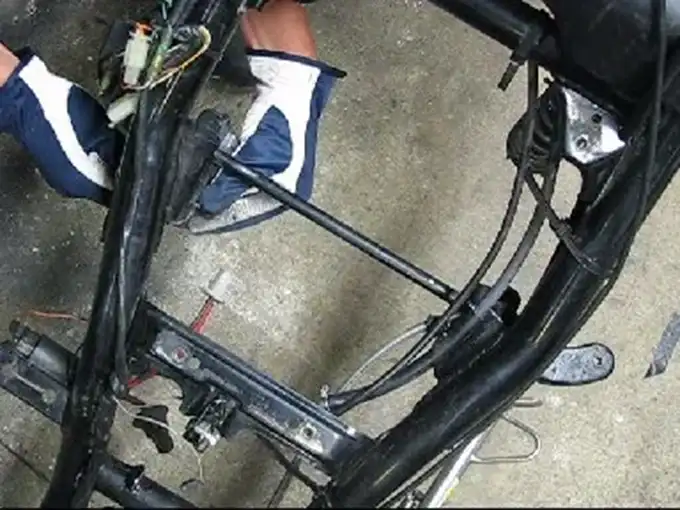 Guide - Montera subframe för förgasare Bild 8