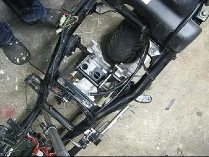 Guide - Montera subframe för förgasare Bild 10