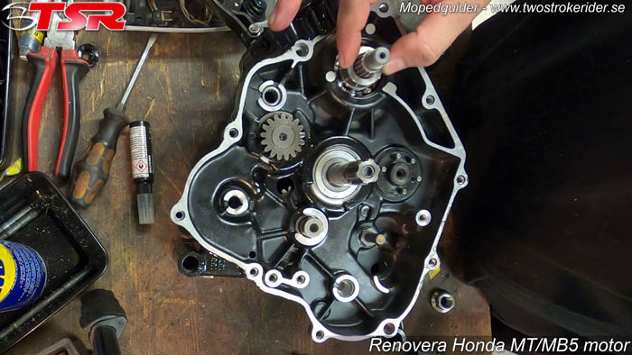 Renovera MT5-motor - Bild 110
