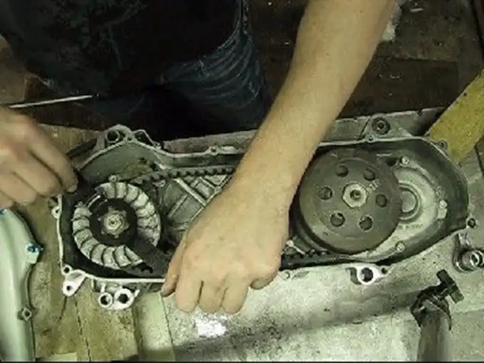 Demontering variator - Bild 3