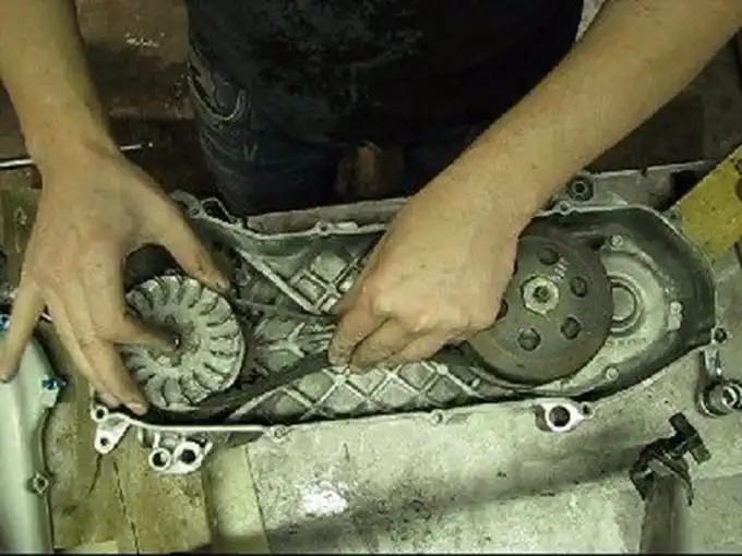 Demontering variator - Bild 31