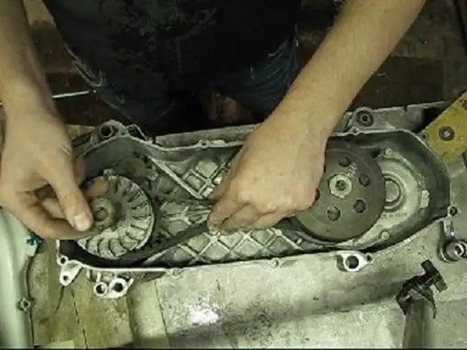 Demontering variator - Bild 32