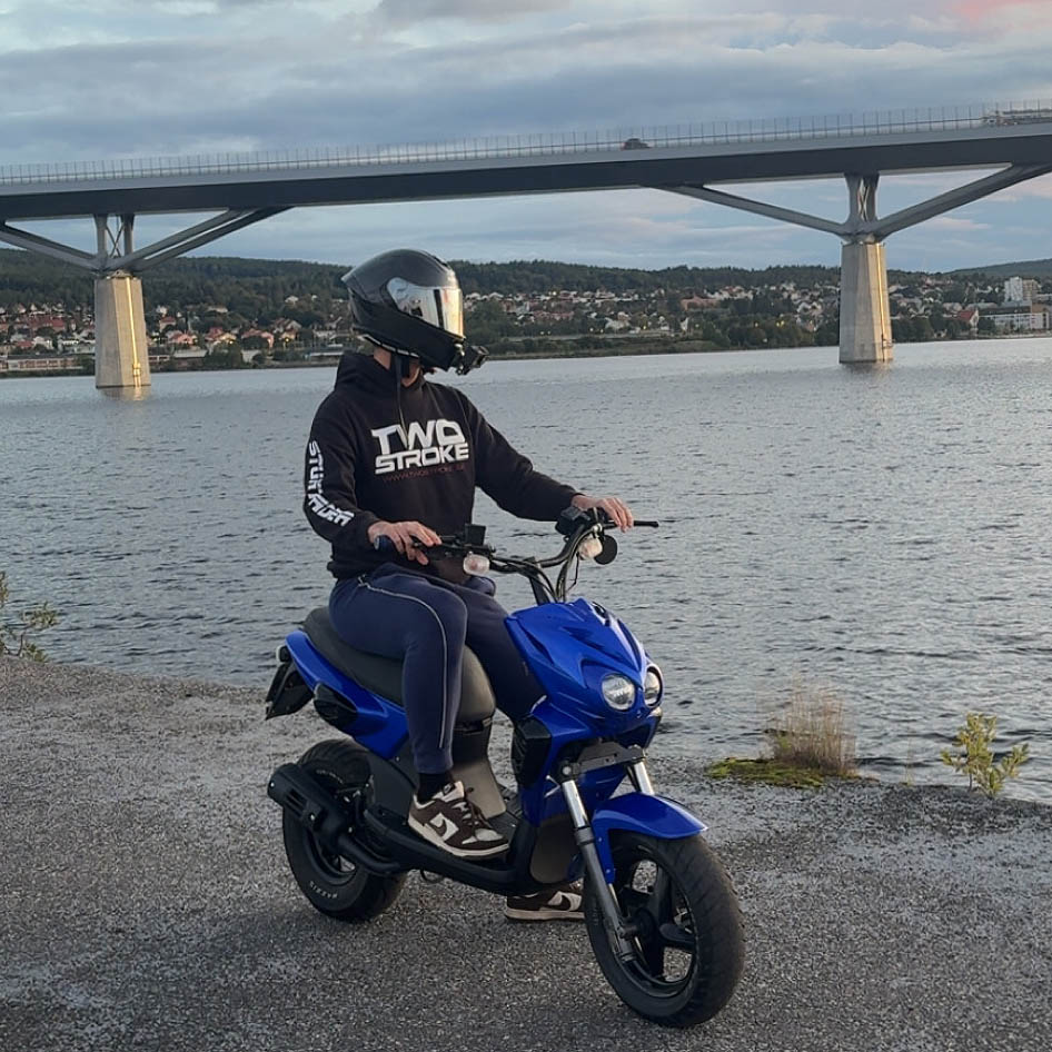 TSR Hoodie (Stunt Rider II) Scooter, Svart